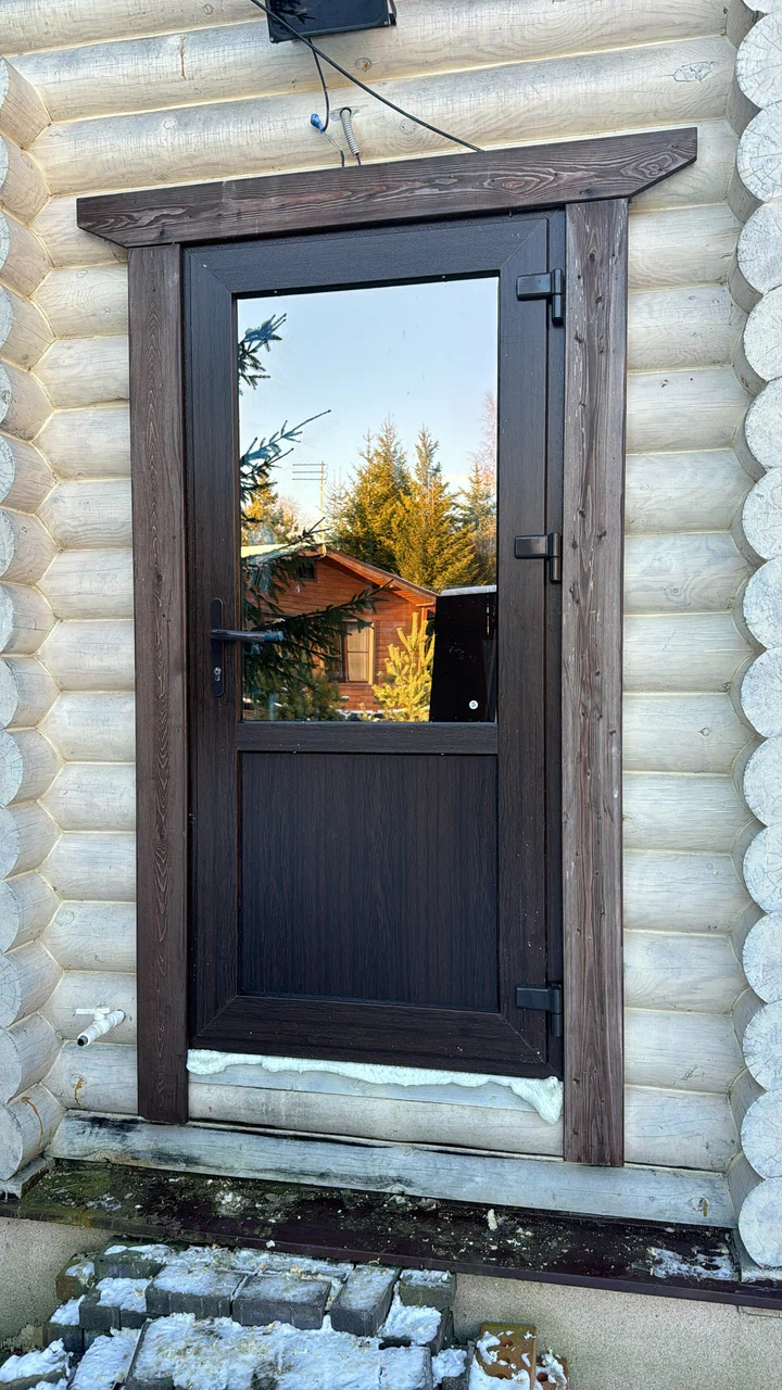 Дверь ПВХ входная